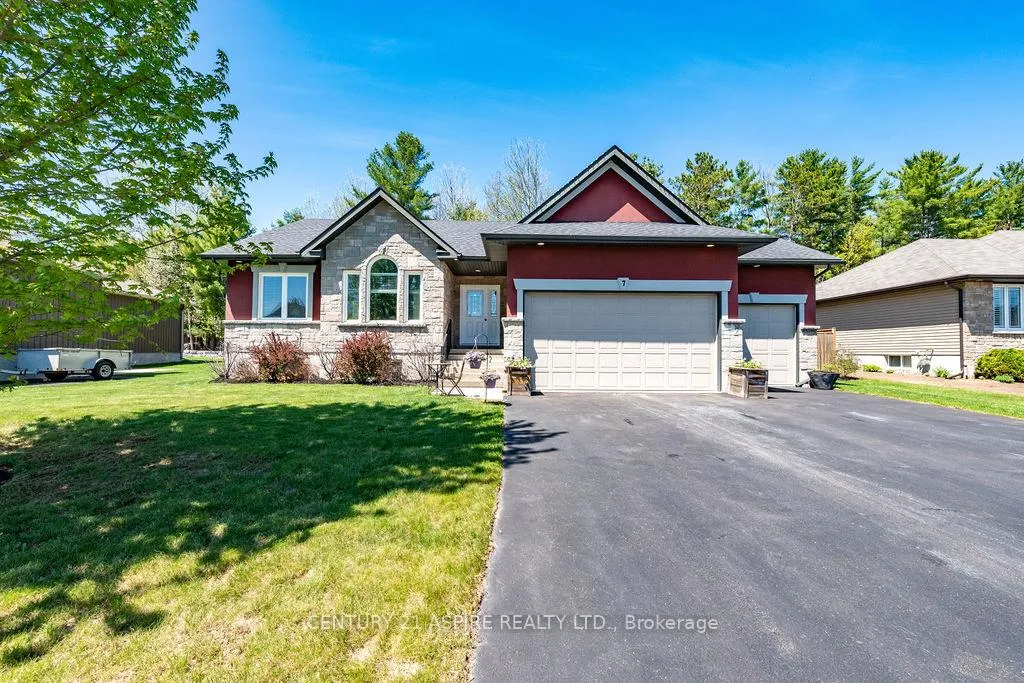 Photo 1 of 7 Nick Street, Petawawa — HOMEH