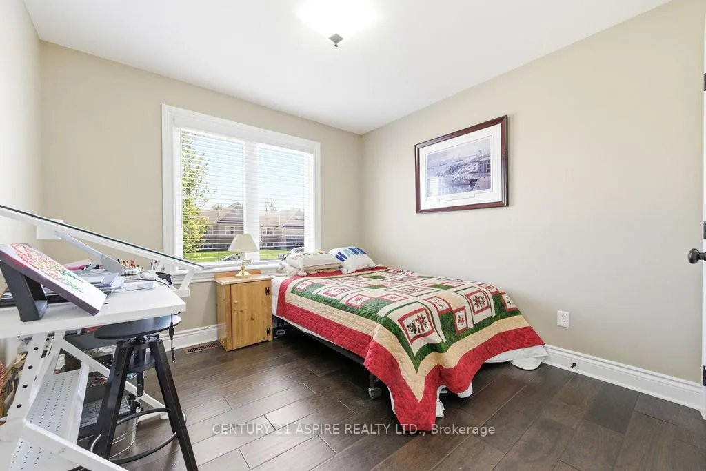 Photo 25 of 7 Nick Street, Petawawa — HOMEH