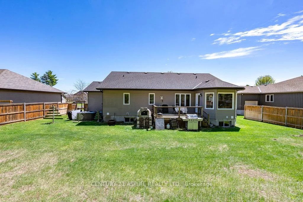 Photo 42 of 7 Nick Street, Petawawa — HOMEH