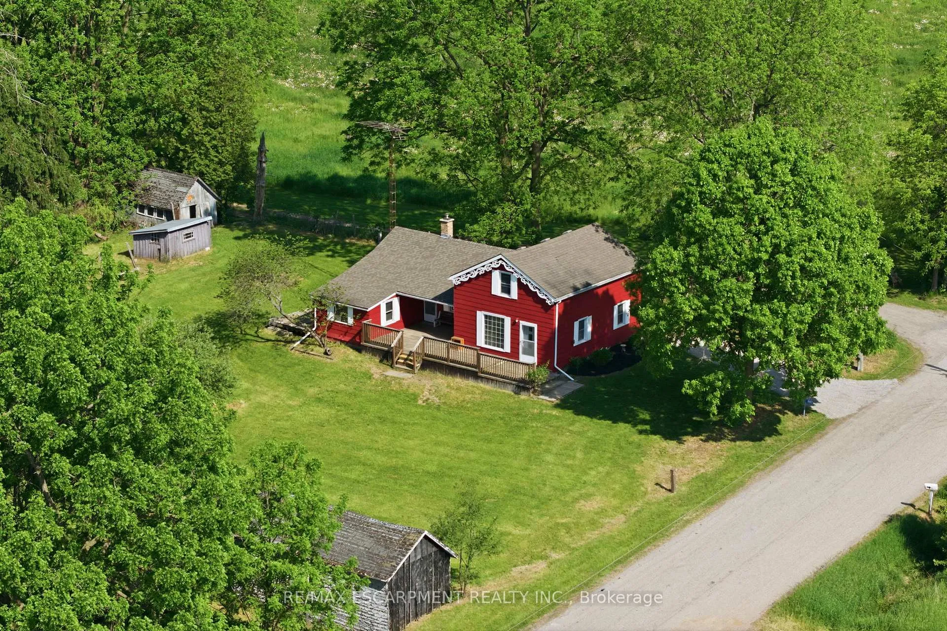 Photo 1 of 507 Hunter Road, Hamilton, Rural Flamborough — HOMEH