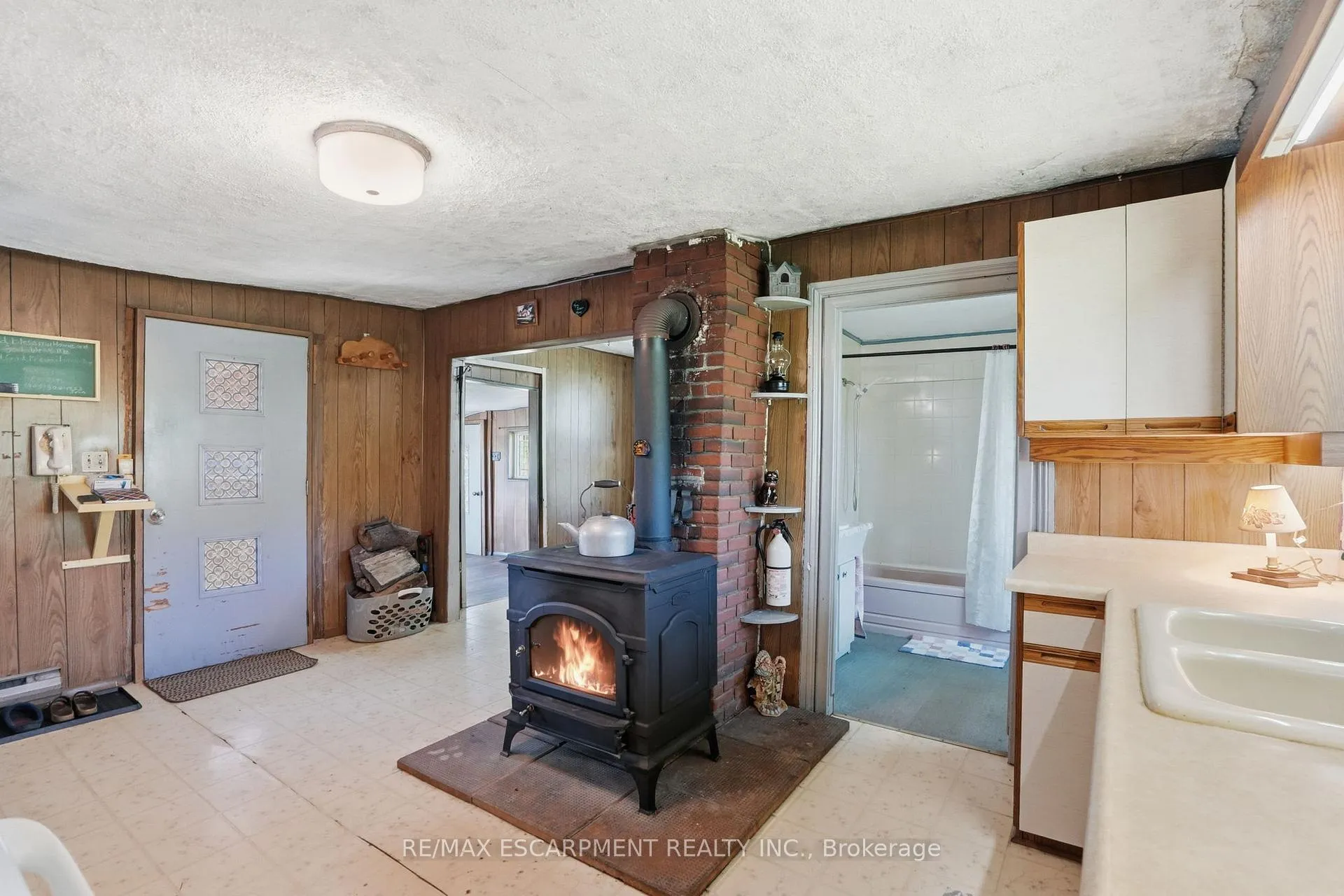 Photo 9 of 507 Hunter Road, Hamilton, Rural Flamborough — HOMEH