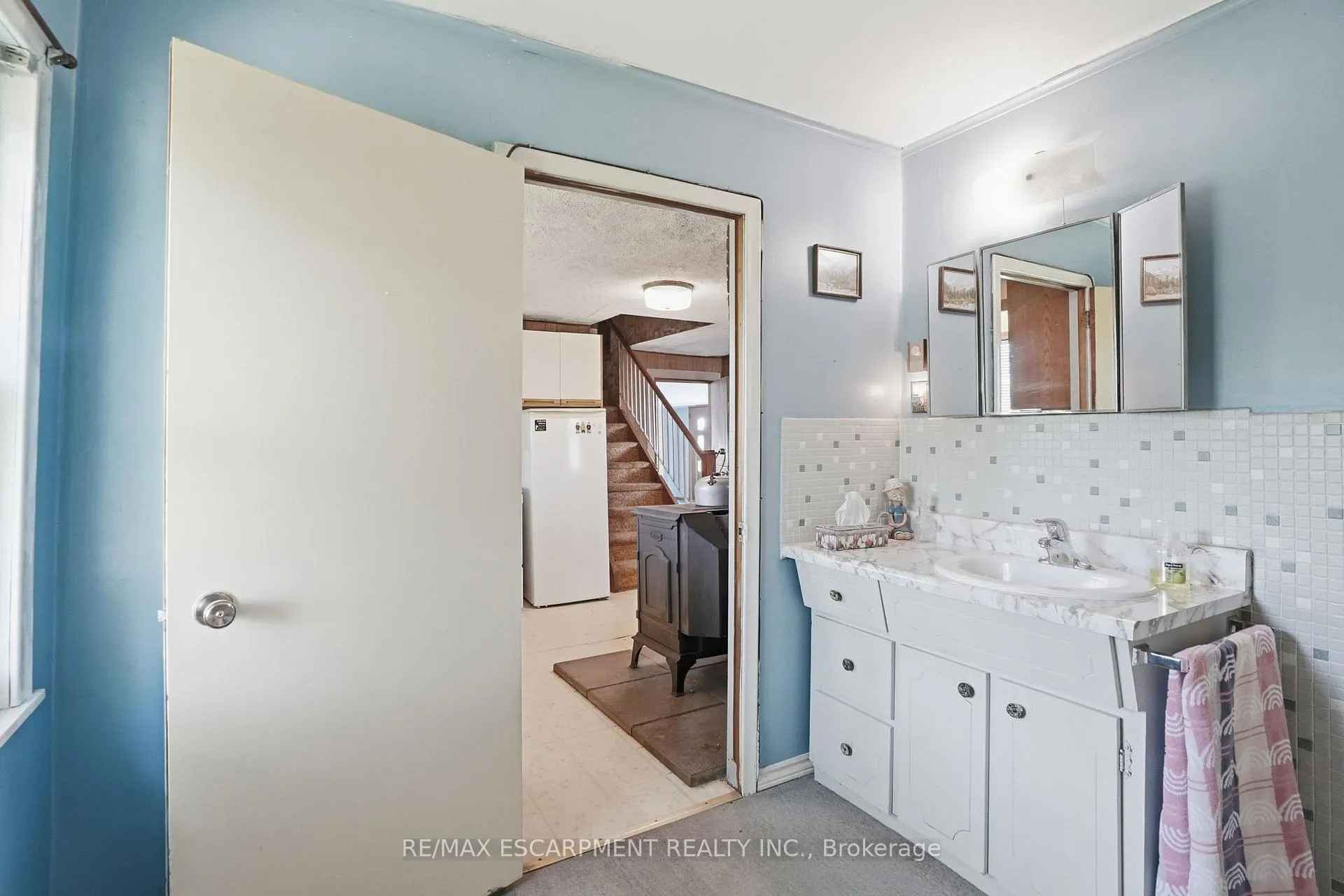 Photo 21 of 507 Hunter Road, Hamilton, Rural Flamborough — HOMEH