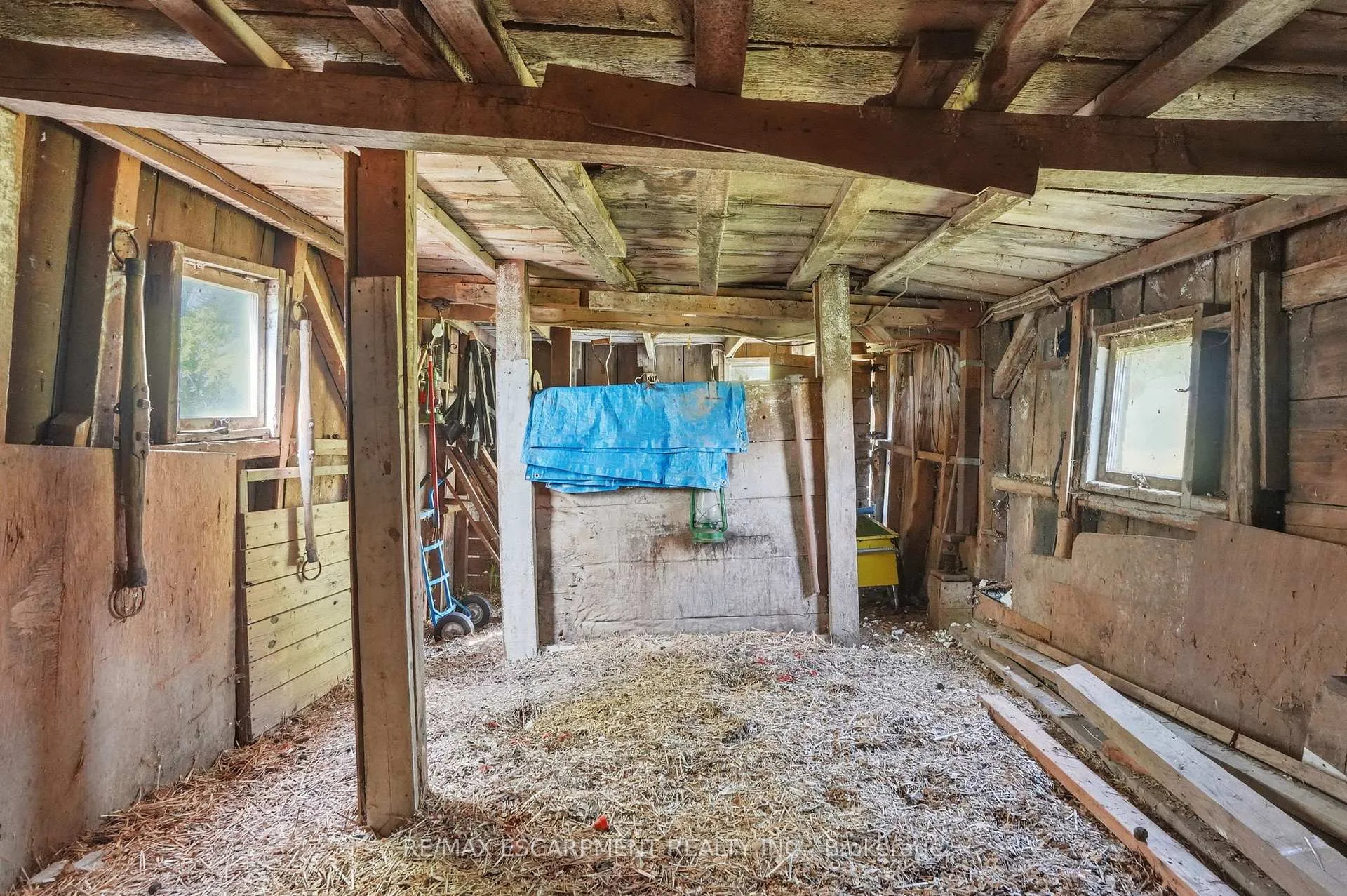 Photo 33 of 507 Hunter Road, Hamilton, Rural Flamborough — HOMEH
