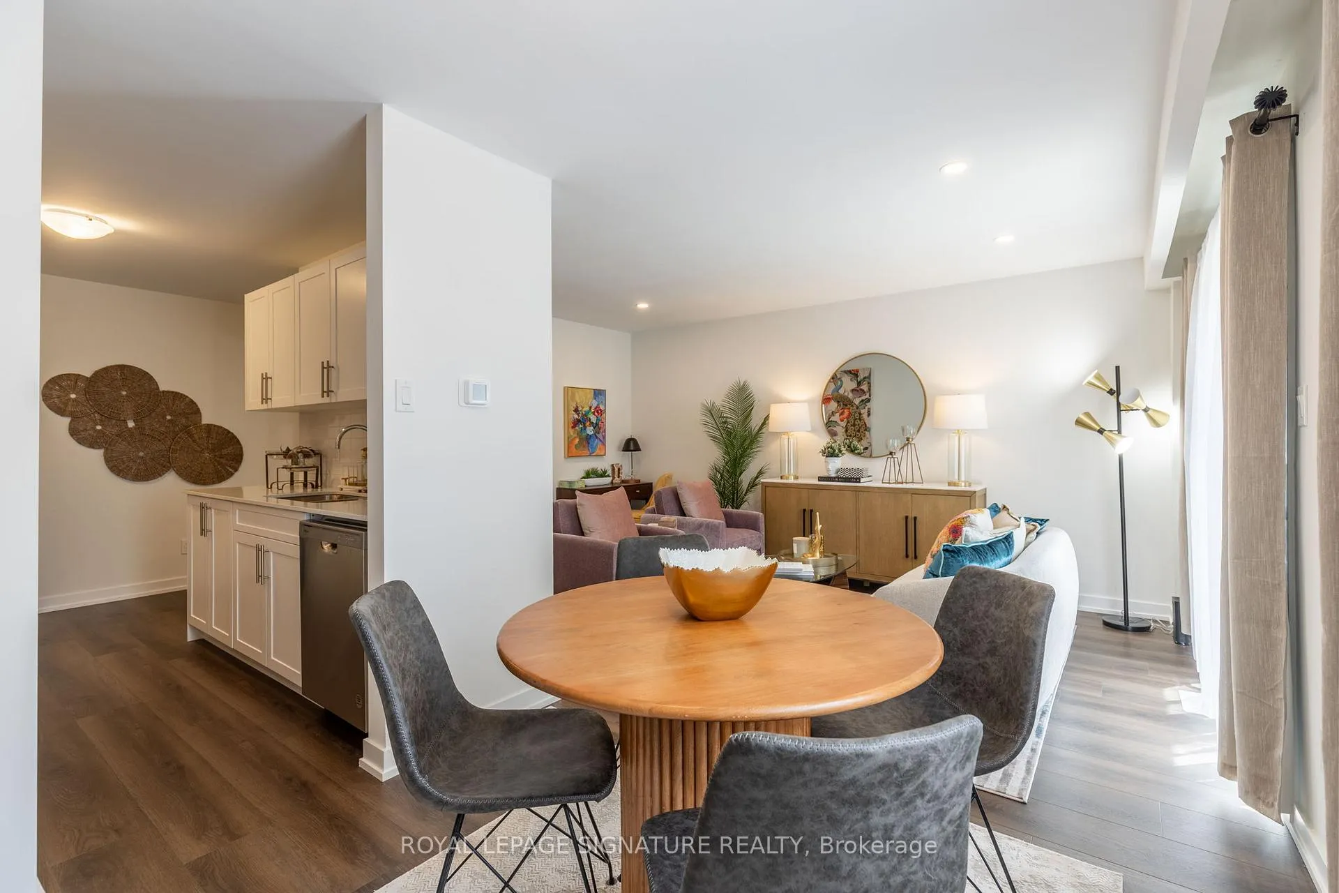 Photo 10 of Unit 25, 1444 Upper Ottawa Street, Hamilton, Templemead — HOMEH