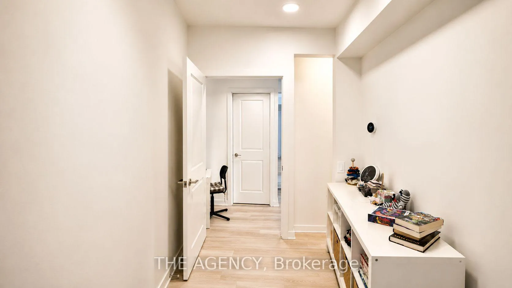 Photo 19 of Unit A622, 30 Upper Mall Way, Vaughan, Brownridge — HOMEH