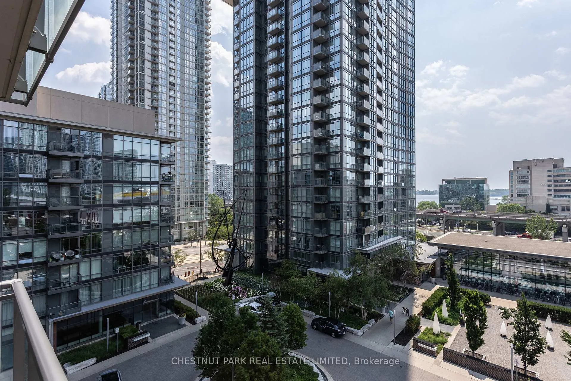 Photo 15 of Unit 710, 15 Fort York Boulevard, Toronto, Waterfront Communities — HOMEH
