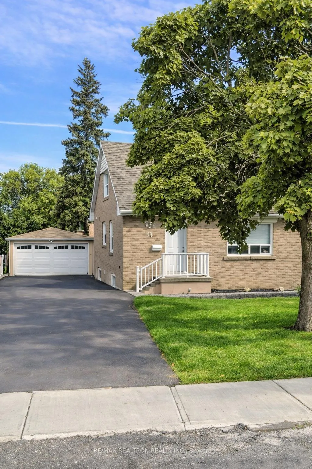 Front of 52 Glen Cameron Road