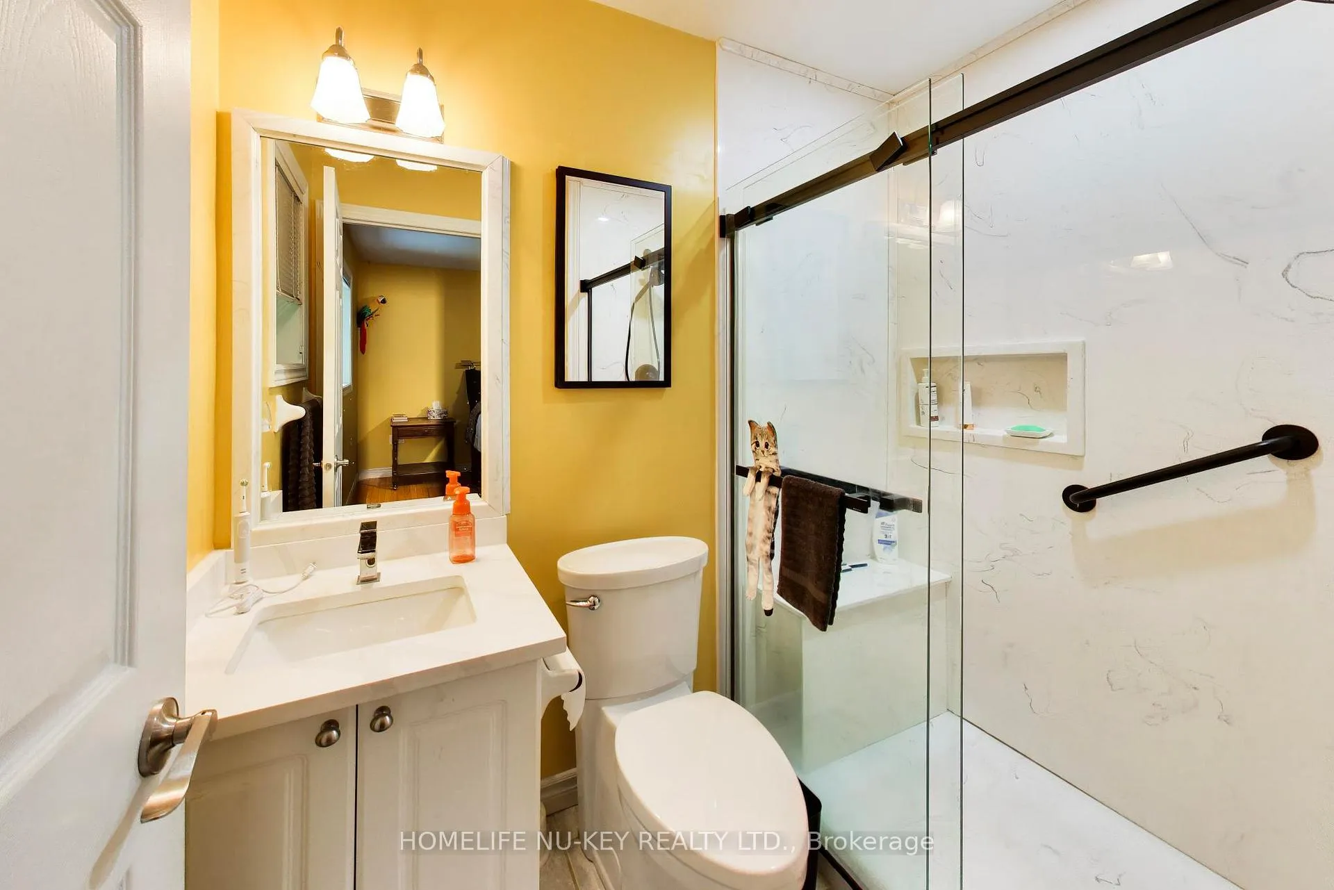 Photo 50 of 78 Brown Wood Drive, Barrie, Little Lake — HOMEH