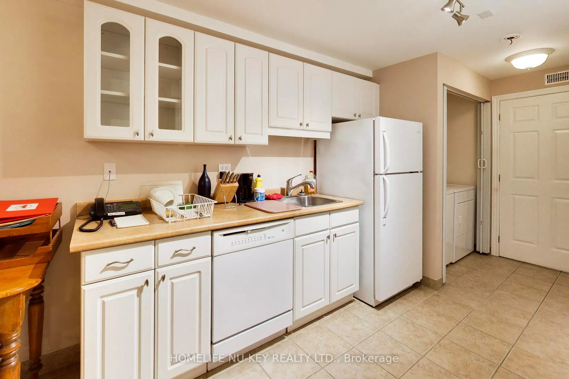 Photo 36 of 78 Brown Wood Drive, Barrie, Little Lake — HOMEH