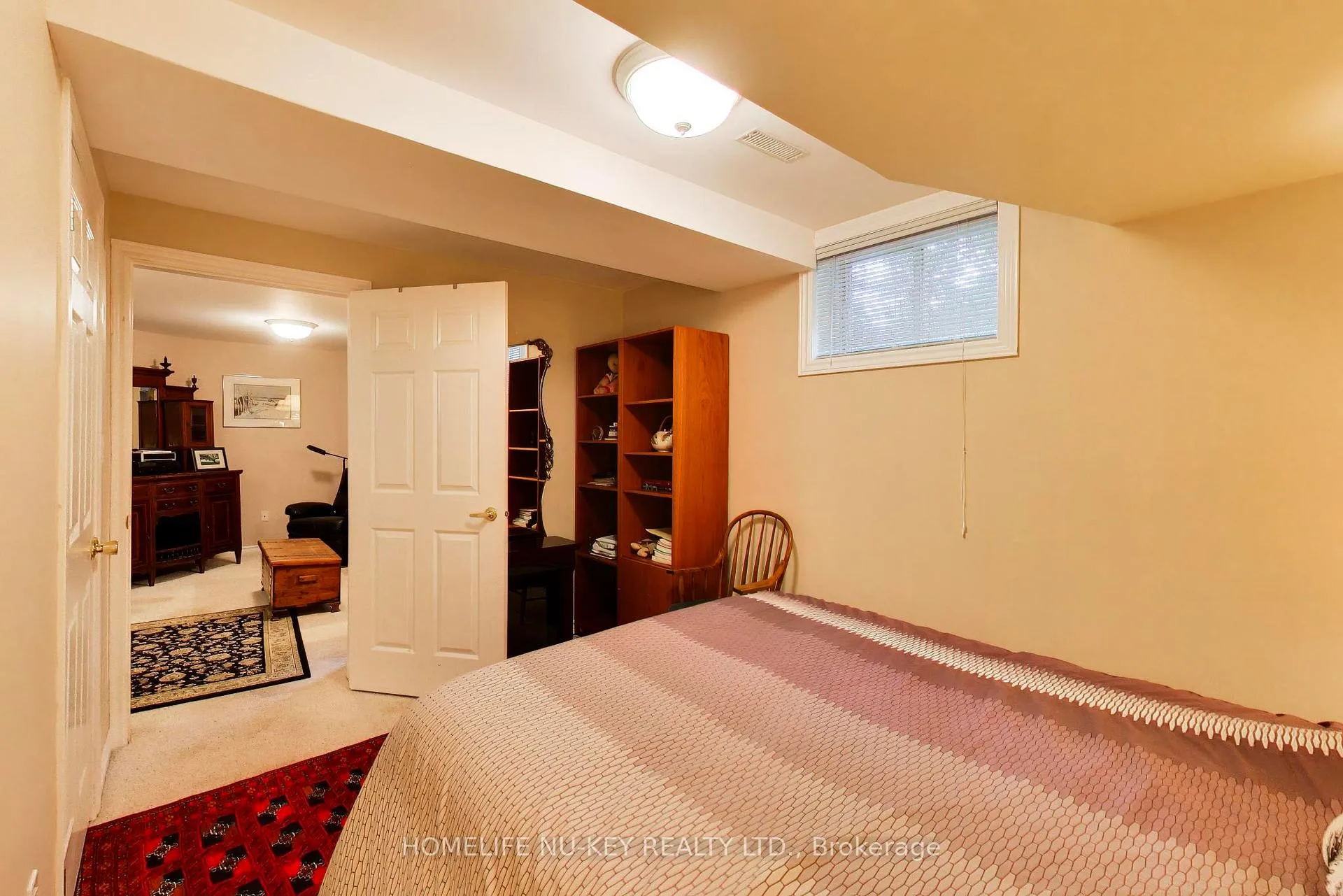 Photo 38 of 78 Brown Wood Drive, Barrie, Little Lake — HOMEH