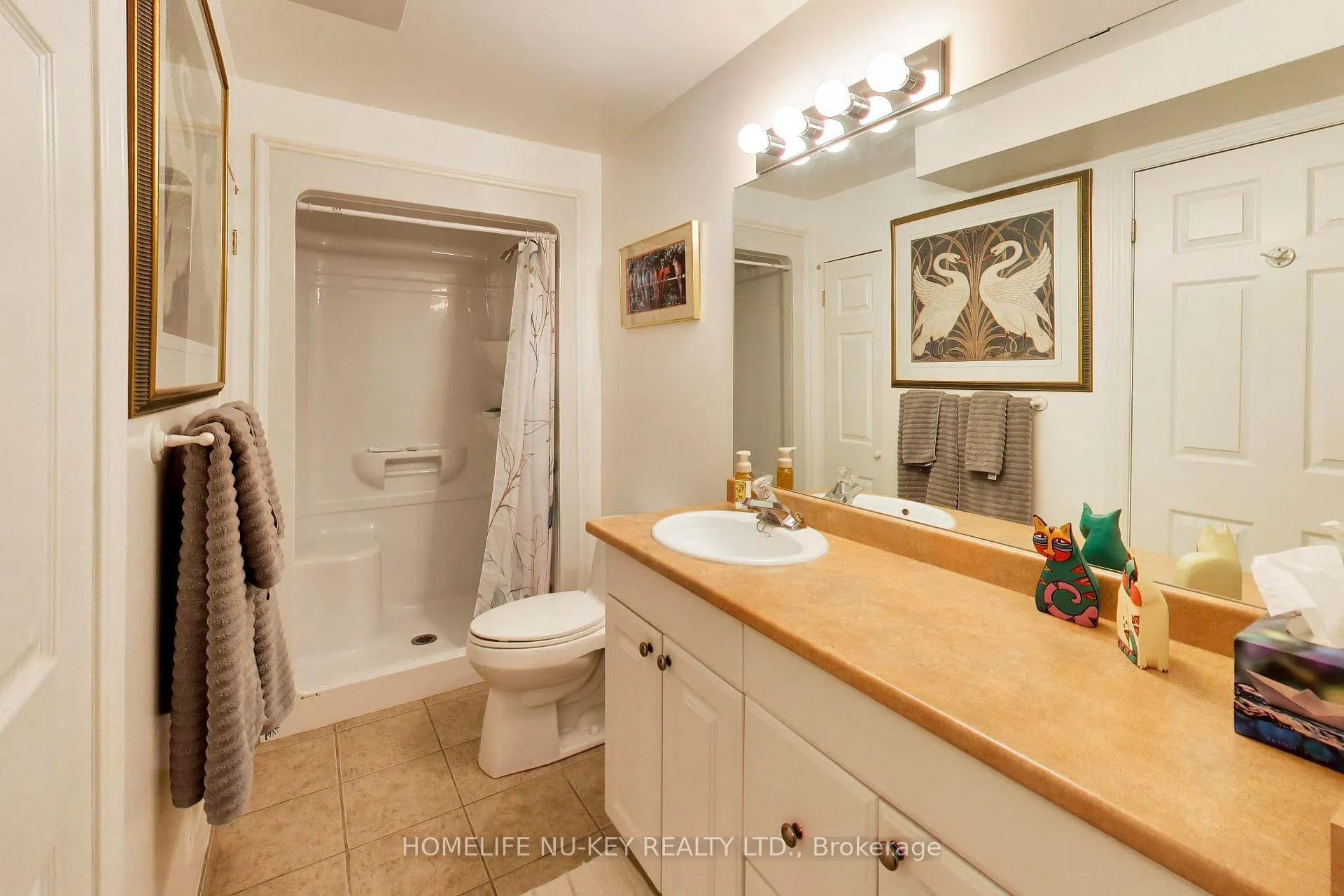 Photo 39 of 78 Brown Wood Drive, Barrie, Little Lake — HOMEH