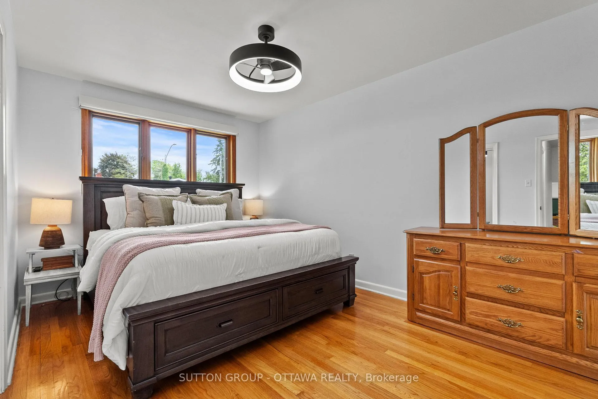 Photo 20 of 1166 Whitemore Avenue, Ottawa, Copeland Park — HOMEH