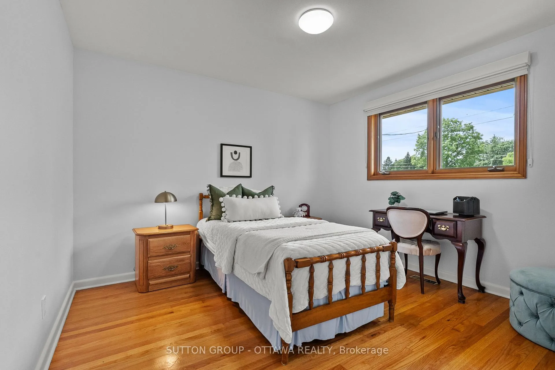 Photo 25 of 1166 Whitemore Avenue, Ottawa, Copeland Park — HOMEH