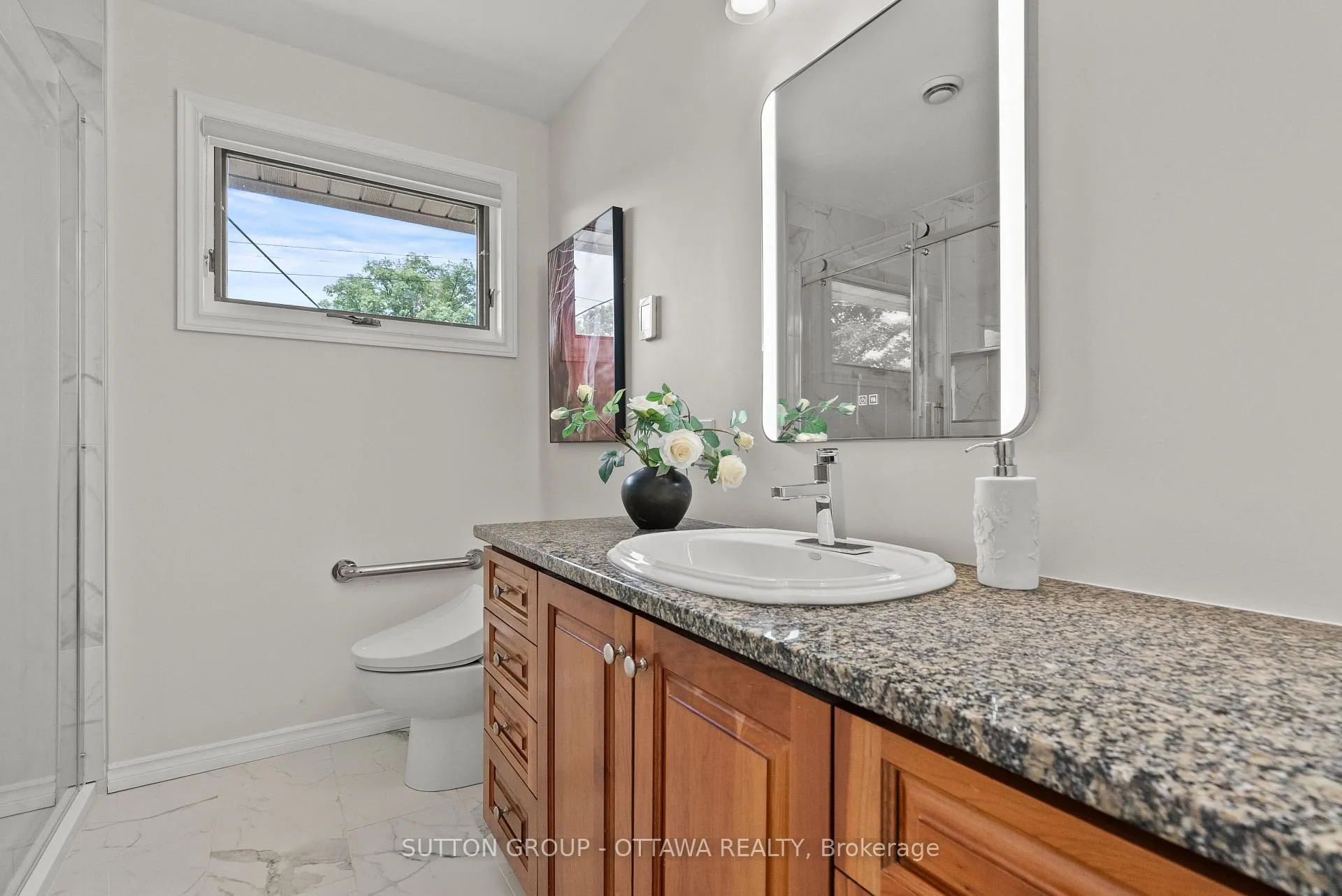 Photo 27 of 1166 Whitemore Avenue, Ottawa, Copeland Park — HOMEH