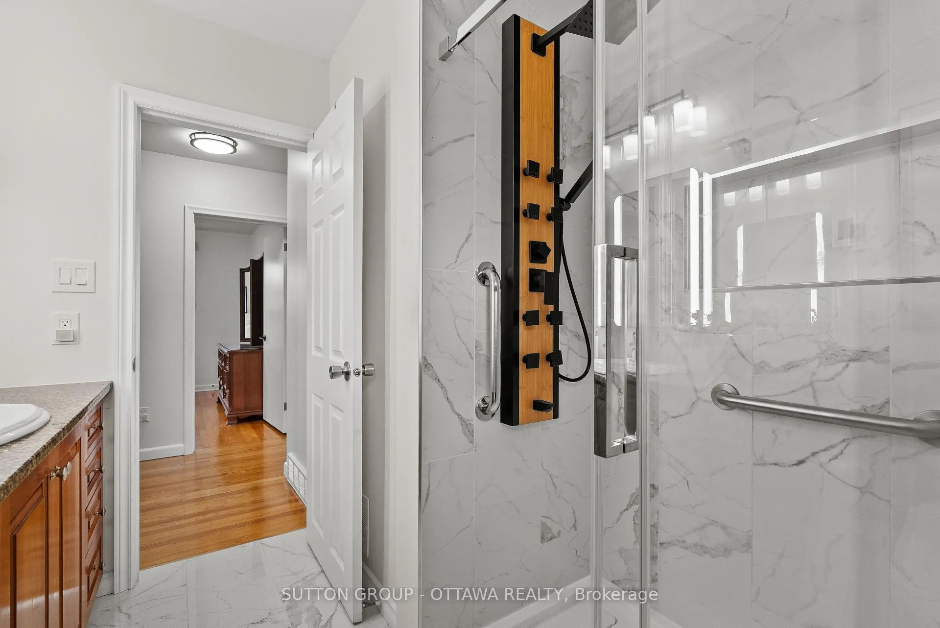 Photo 28 of 1166 Whitemore Avenue, Ottawa, Copeland Park — HOMEH