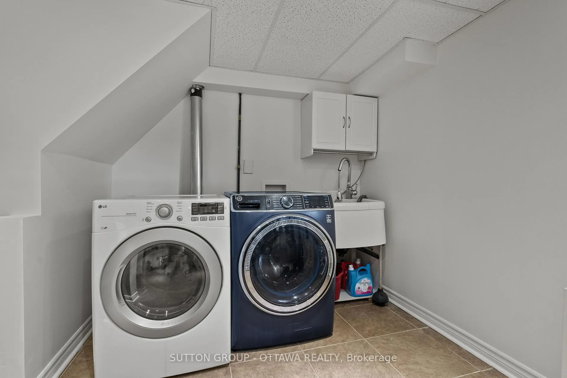 Photo 35 of 1166 Whitemore Avenue, Ottawa, Copeland Park — HOMEH