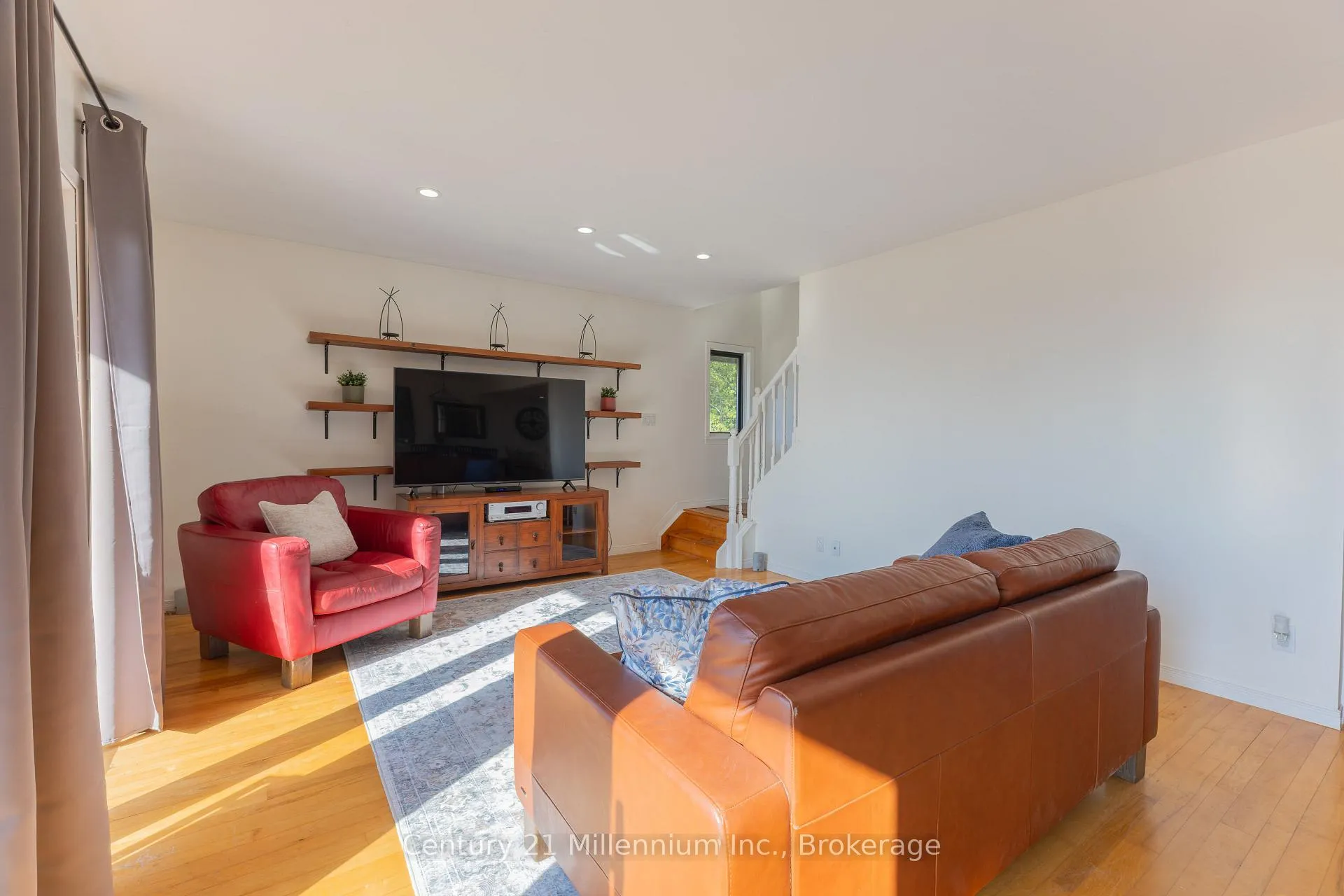 Photo 10 of 160 Sunset Drive, Kincardine — HOMEH