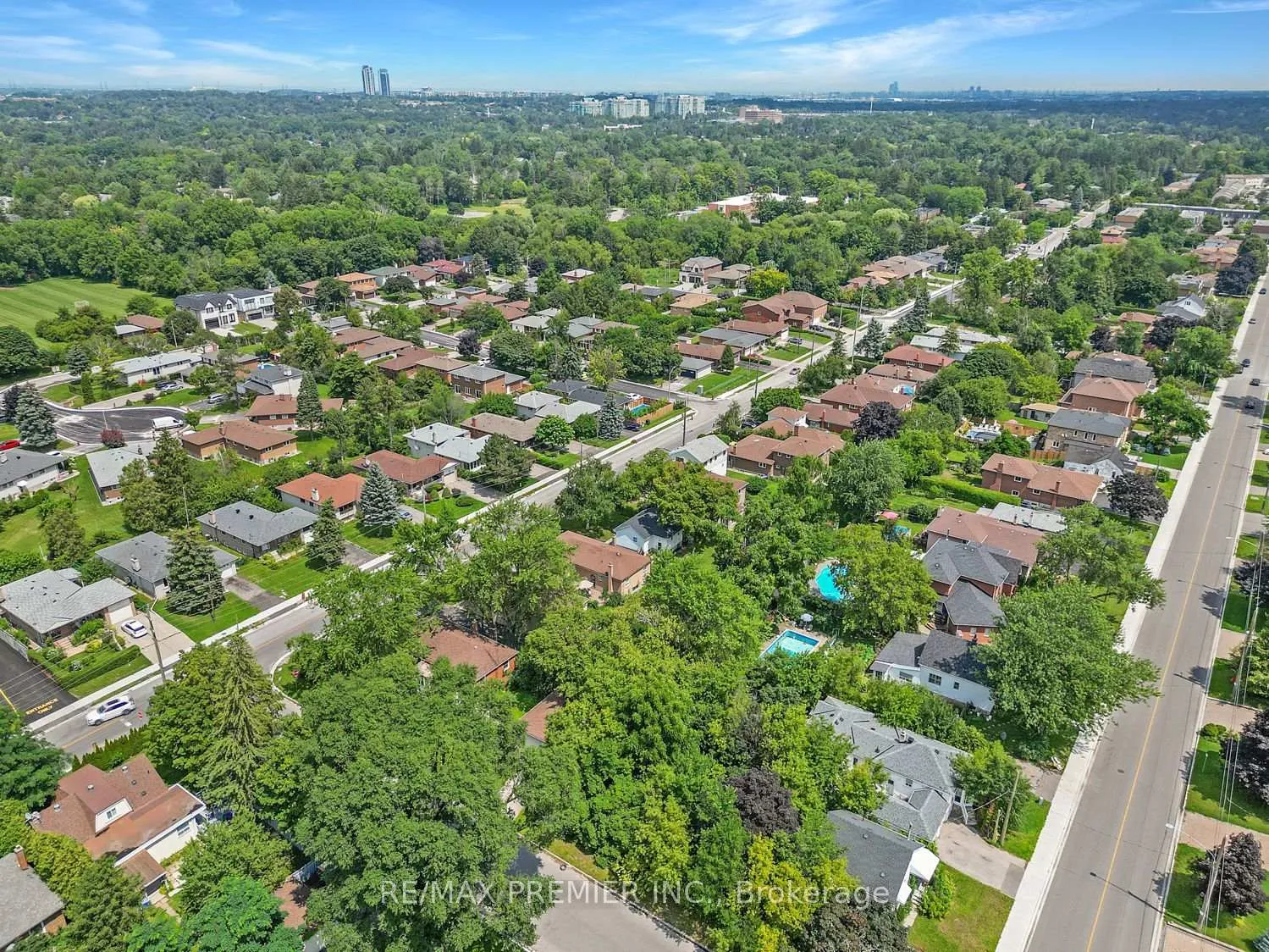 Photo 22 of 71 Clark Avenue, Markham, Thornhill — HOMEH