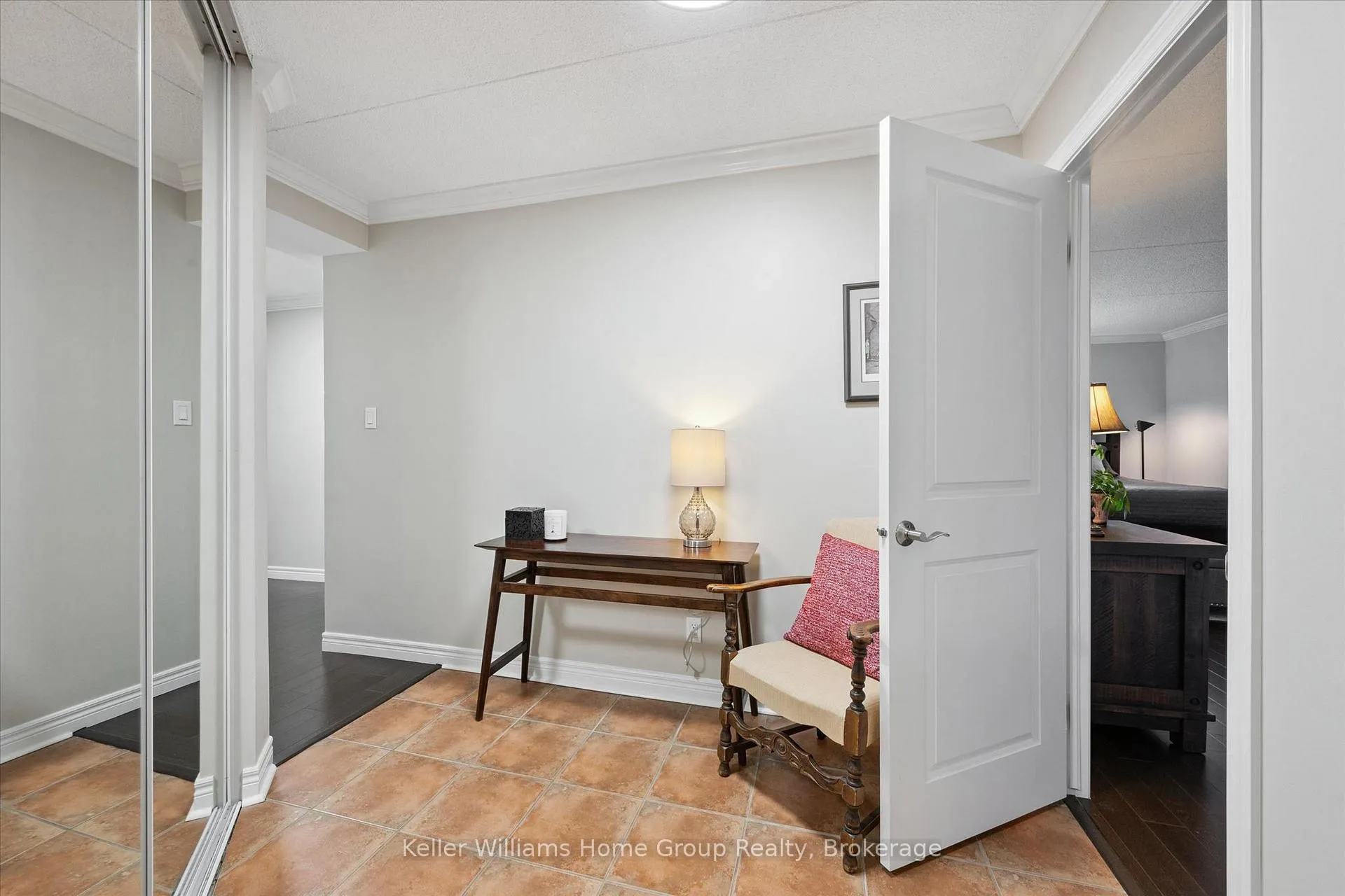 Photo 9 of Unit 408, 22 Marilyn Drive, Guelph, Riverside Park — HOMEH