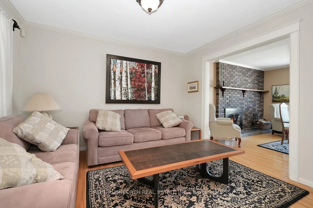 Photo 11 of 2189 Emard Crescent, Ottawa, Beacon Hill North — HOMEH