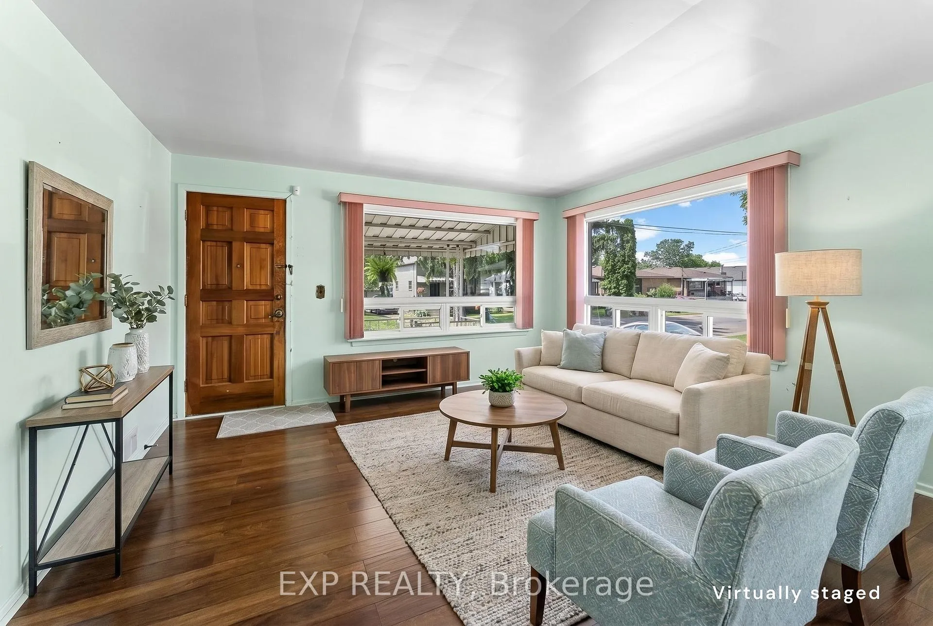 Photo 8 of 6389 Monroe Street, Niagara Falls, Dorchester — HOMEH