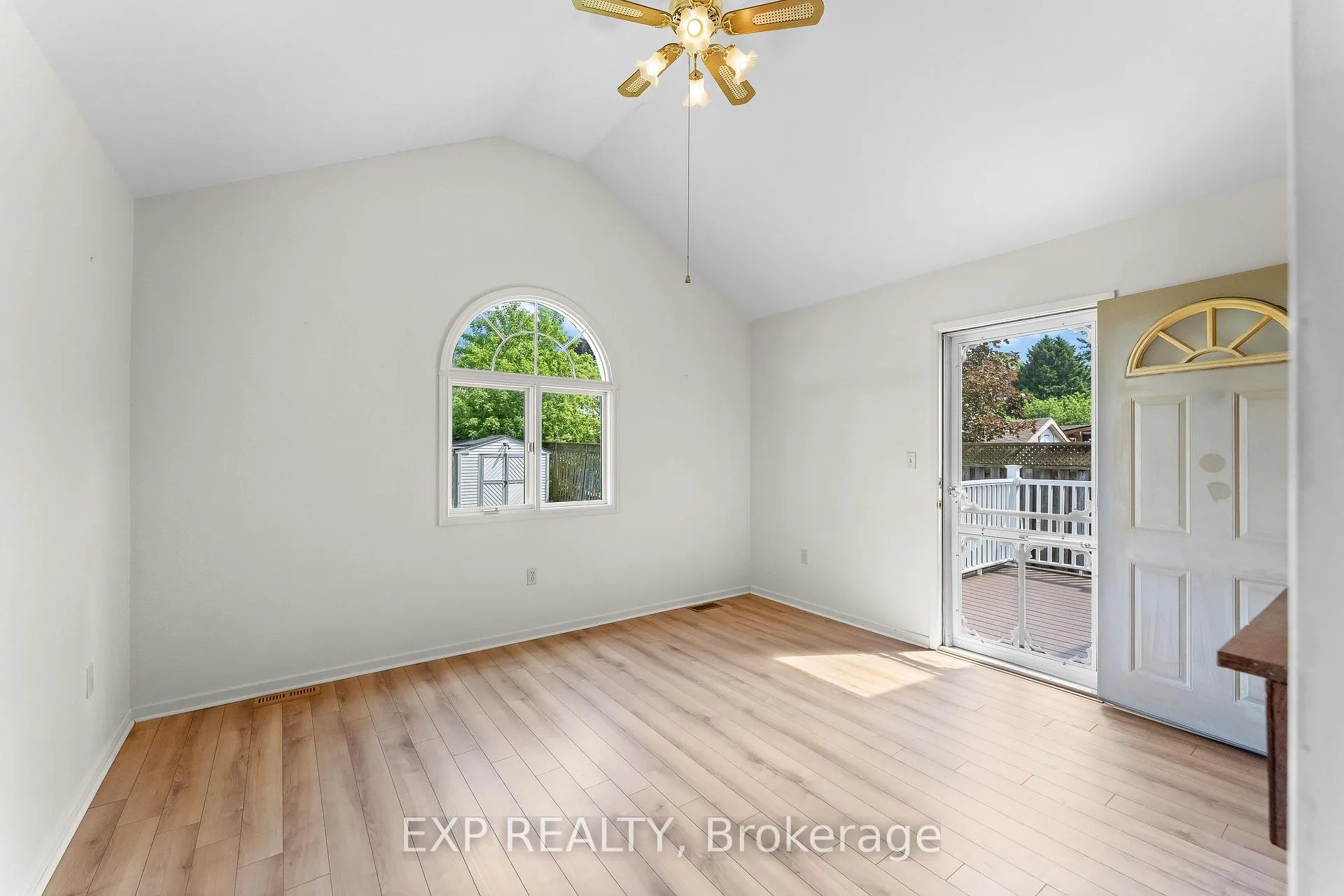 Photo 15 of 6389 Monroe Street, Niagara Falls, Dorchester — HOMEH