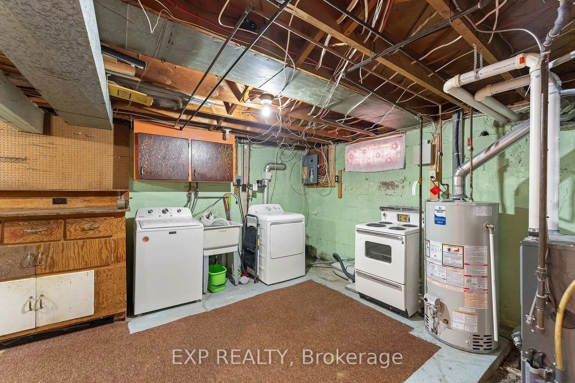 Photo 22 of 6389 Monroe Street, Niagara Falls, Dorchester — HOMEH