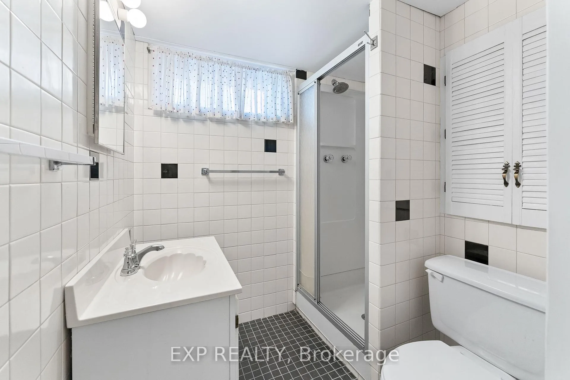 Photo 26 of 6389 Monroe Street, Niagara Falls, Dorchester — HOMEH