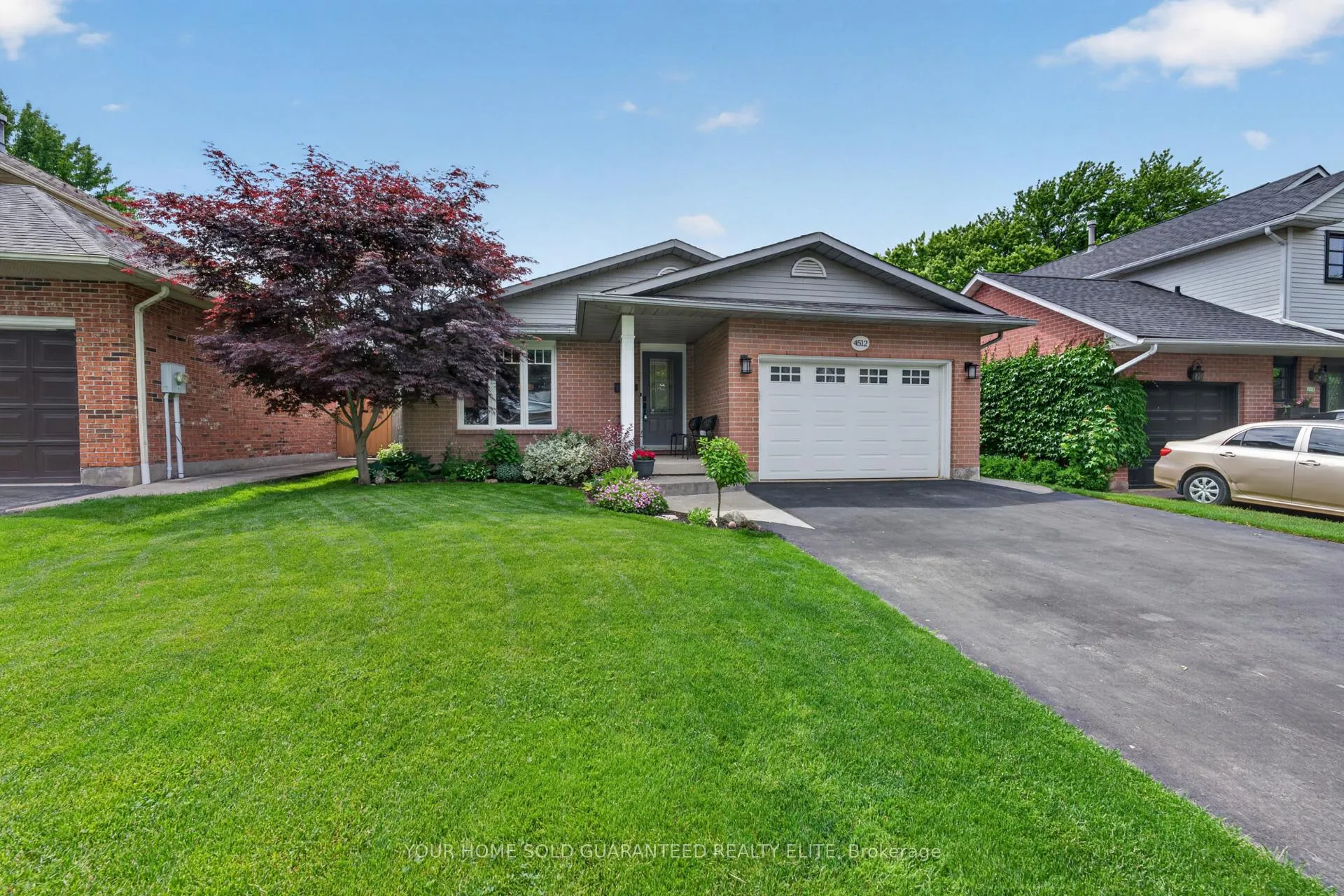 Front of 4512 Ivy Gardens Crescent