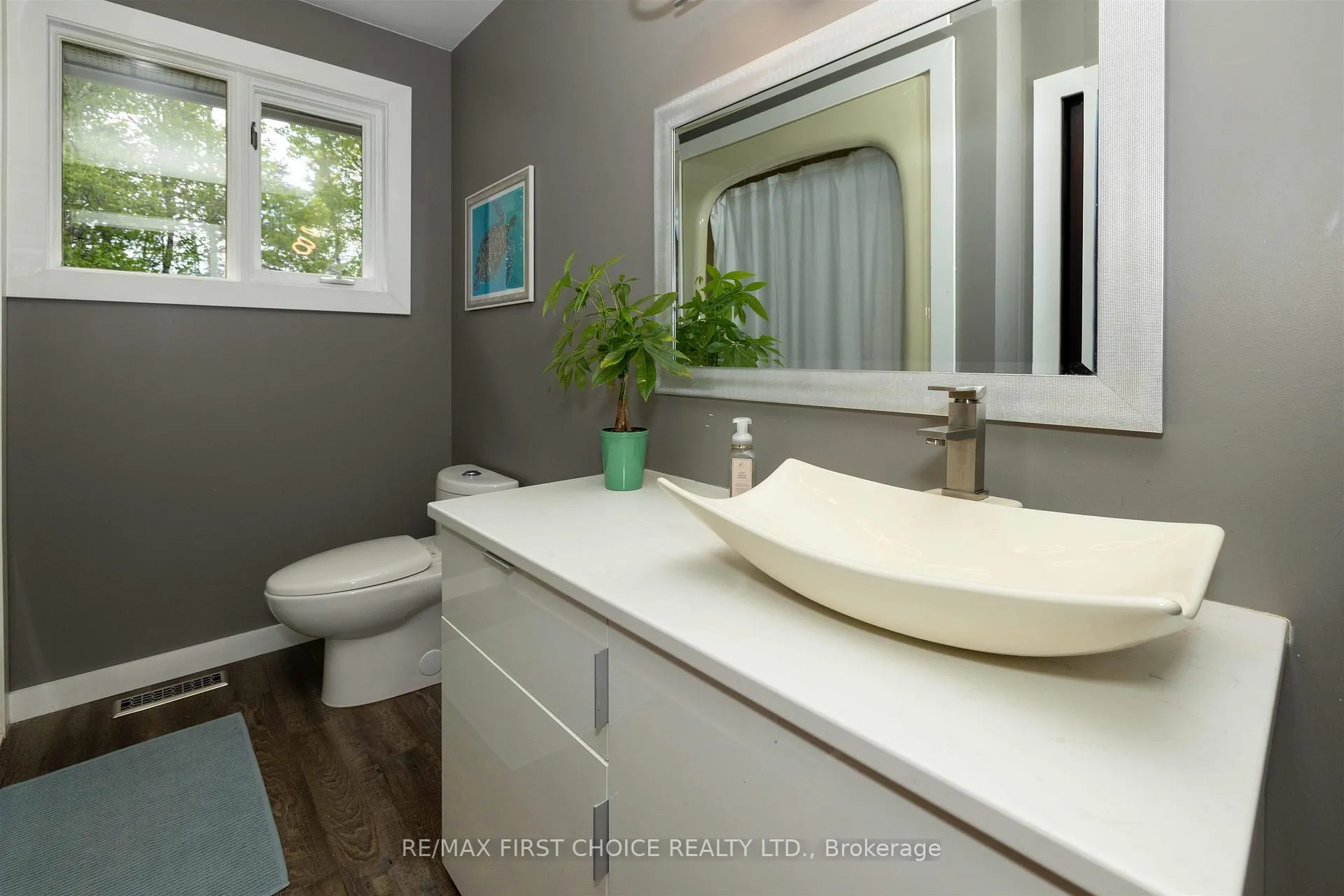 Photo 32 of 115 Chercover Drive, Thunder Bay, John Street South — HOMEH