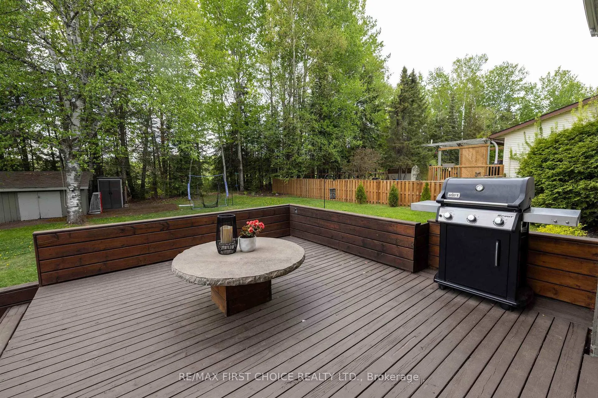 Photo 41 of 115 Chercover Drive, Thunder Bay, John Street South — HOMEH