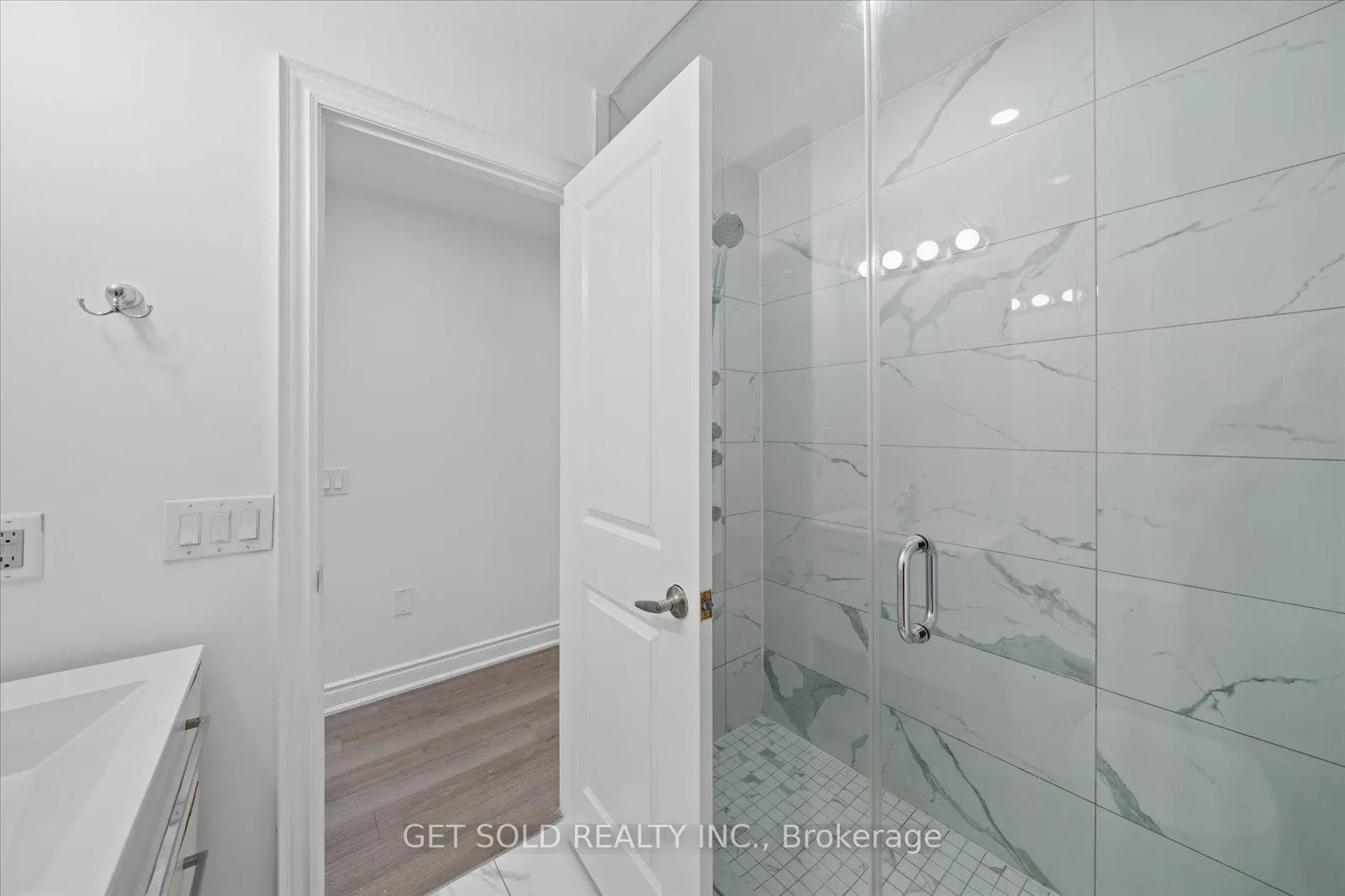 Photo 12 of 1761 Magenta Road, Pickering, Brock Ridge — HOMEH