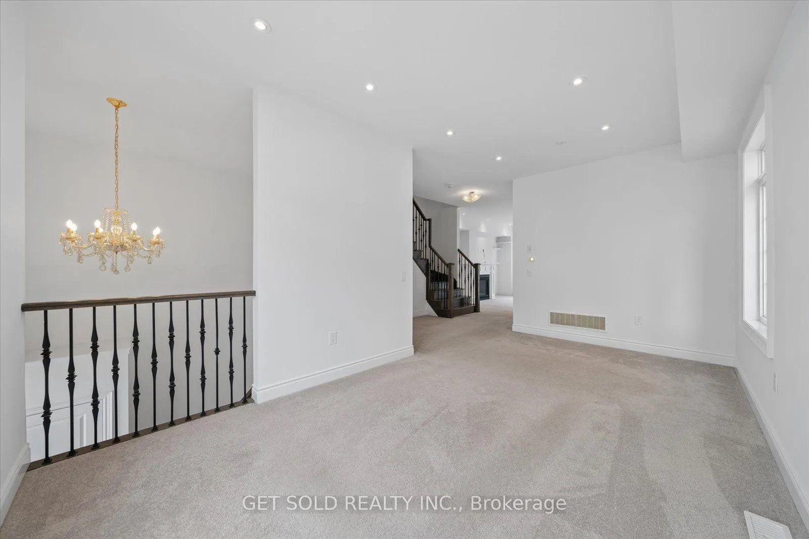Photo 16 of 1761 Magenta Road, Pickering, Brock Ridge — HOMEH