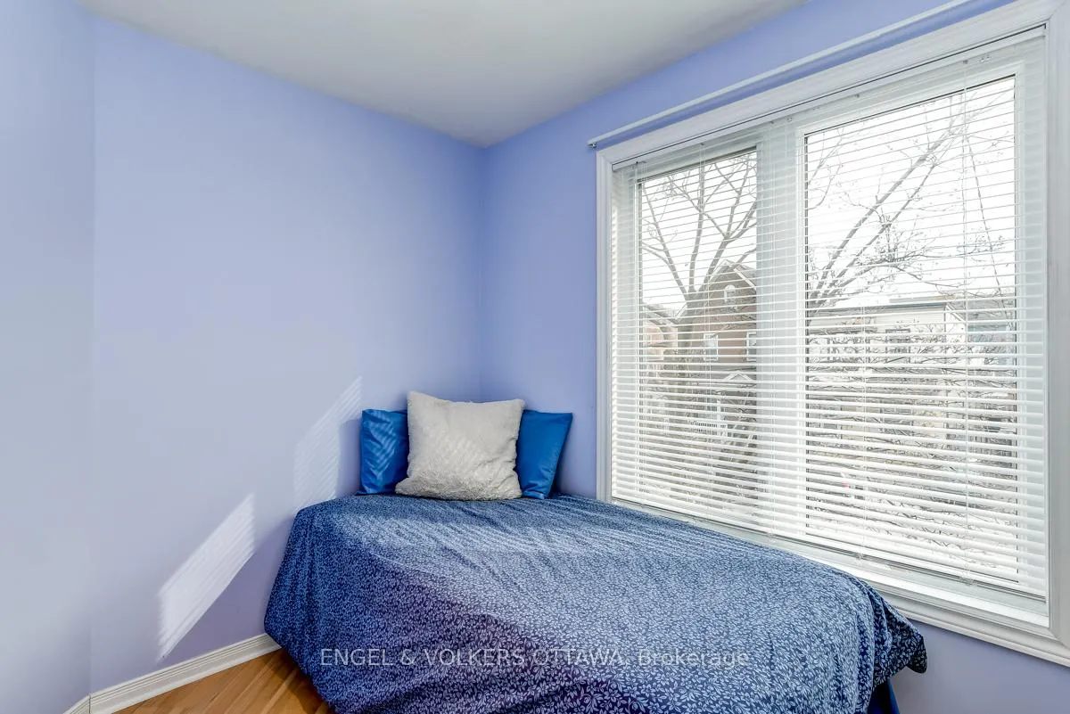 Photo 15 of 158 Rochester Street, Ottawa, West Centre Town — HOMEH