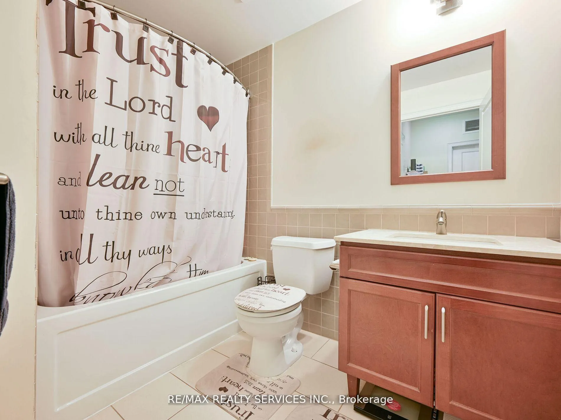 Photo 15 of Unit 405, 100 John Street, Brampton, Downtown Brampton — HOMEH