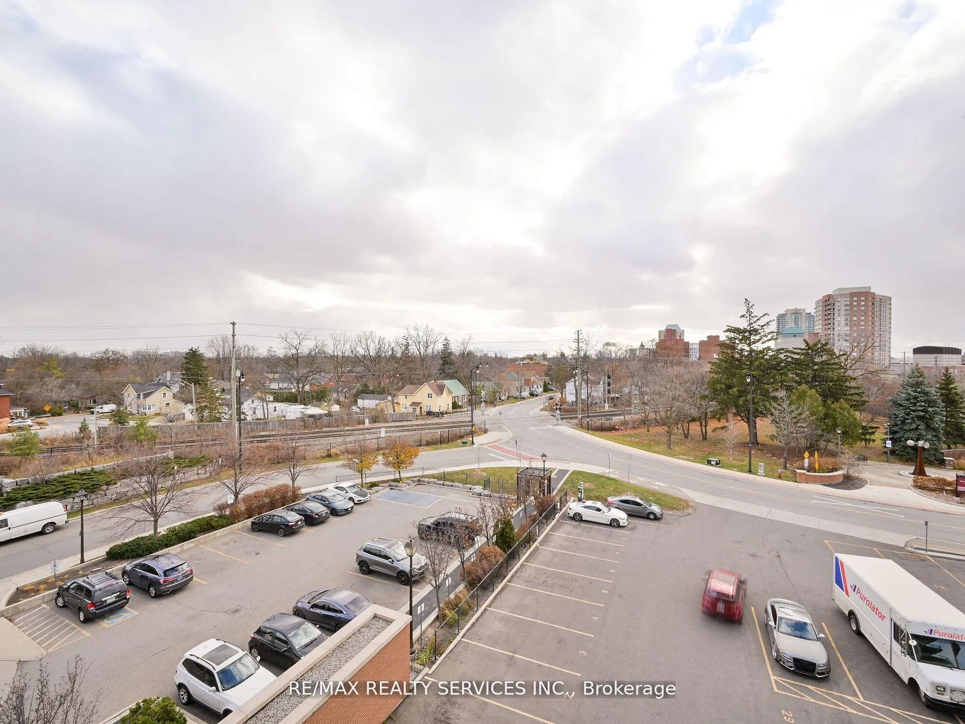 Photo 21 of Unit 405, 100 John Street, Brampton, Downtown Brampton — HOMEH
