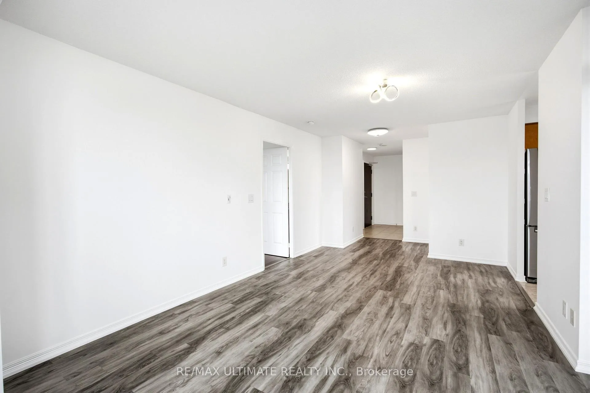 Photo 14 of Unit 1603, 3 Michael Power Place, Etobicoke, Islington-City Centre West — HOMEH