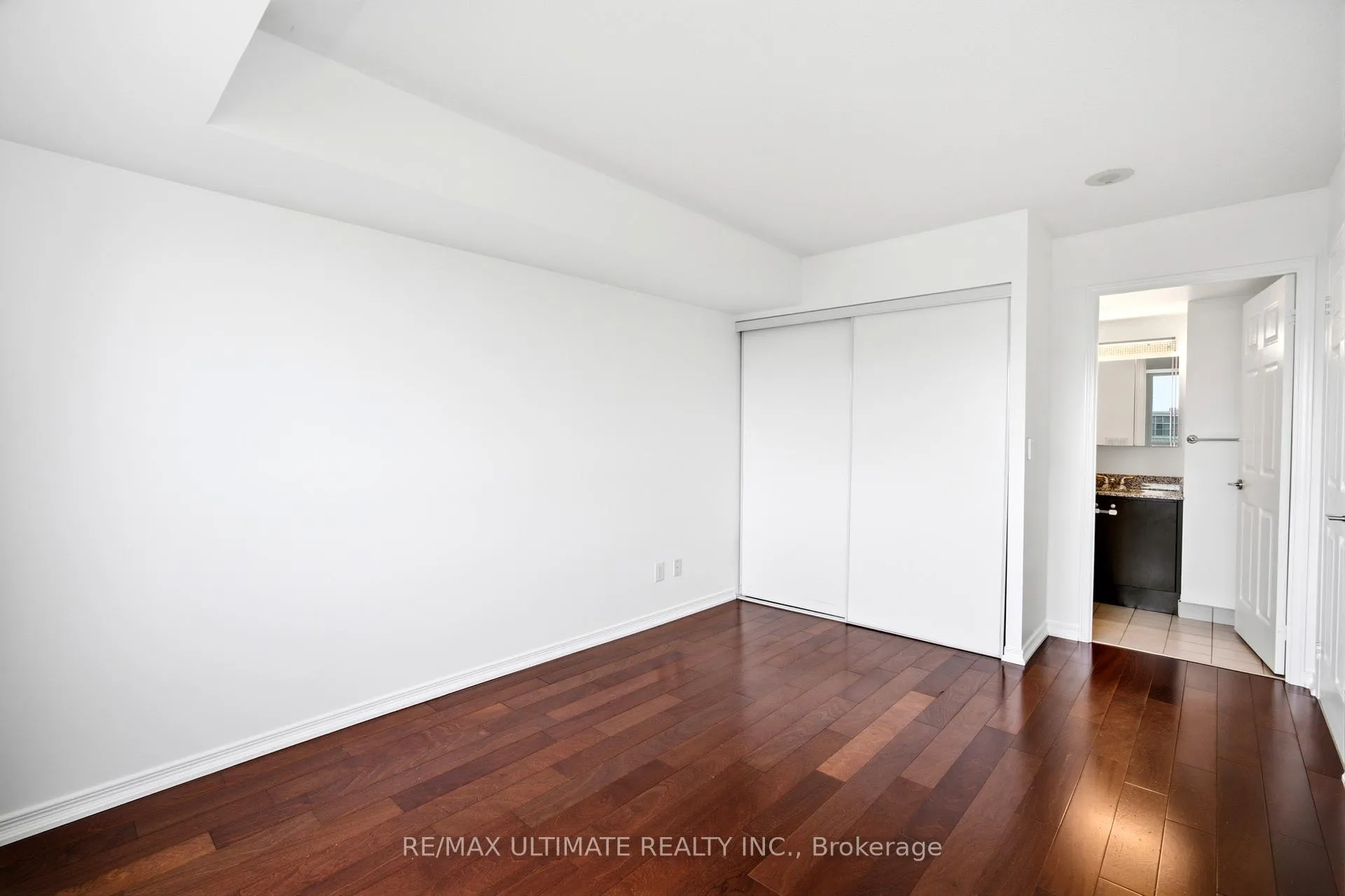 Photo 15 of Unit 1603, 3 Michael Power Place, Etobicoke, Islington-City Centre West — HOMEH
