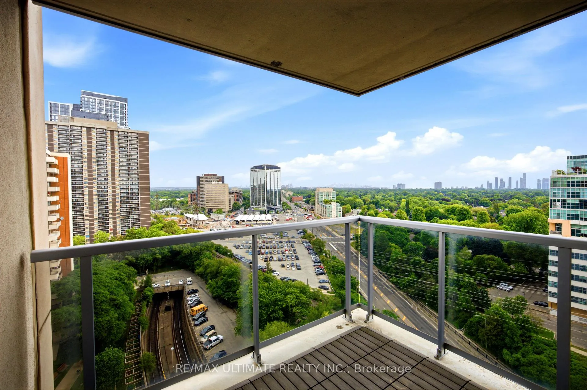 Photo 24 of Unit 1603, 3 Michael Power Place, Etobicoke, Islington-City Centre West — HOMEH