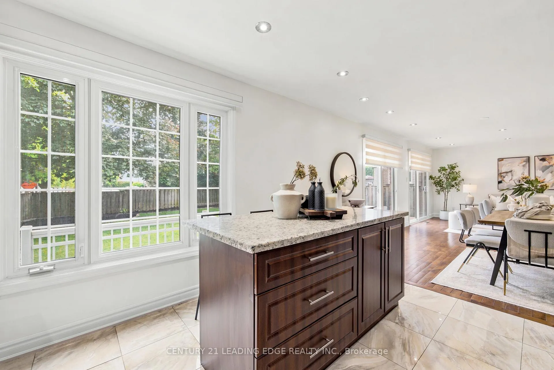 Photo 15 of 1727 Wollaston Court, Pickering, Liverpool — HOMEH