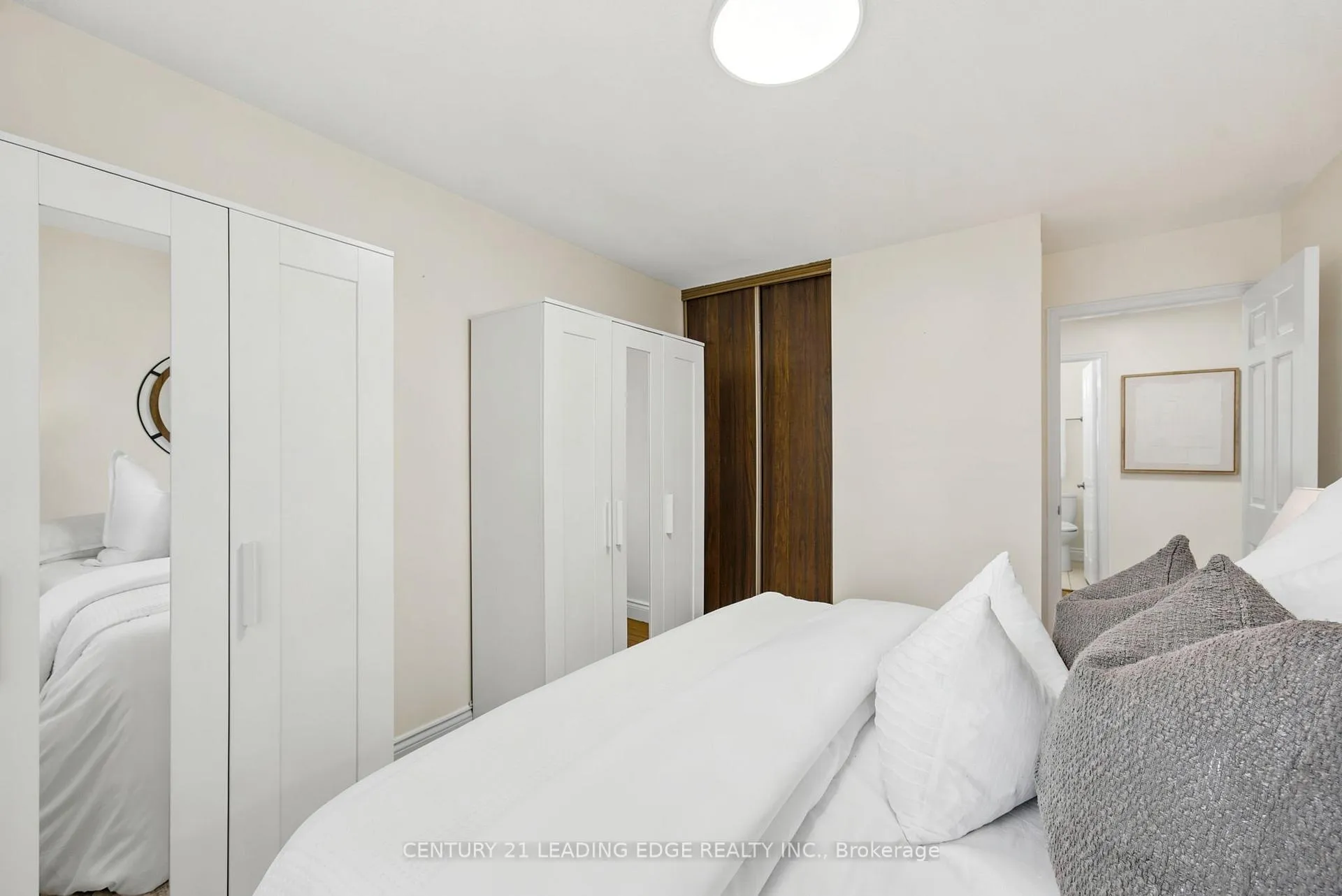 Photo 25 of 1727 Wollaston Court, Pickering, Liverpool — HOMEH