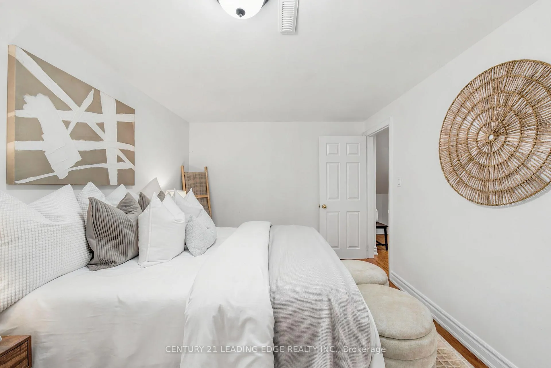 Photo 31 of 1727 Wollaston Court, Pickering, Liverpool — HOMEH