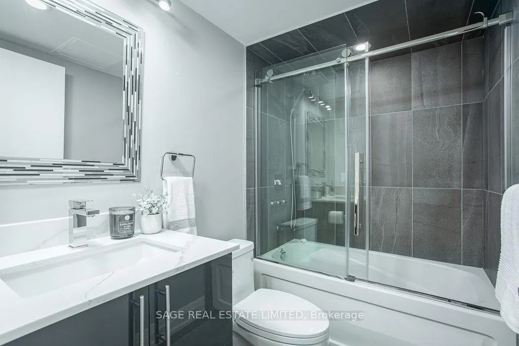 Photo 11 of Unit 3707, 25 Telegram Mews, Toronto, Waterfront Communities — HOMEH