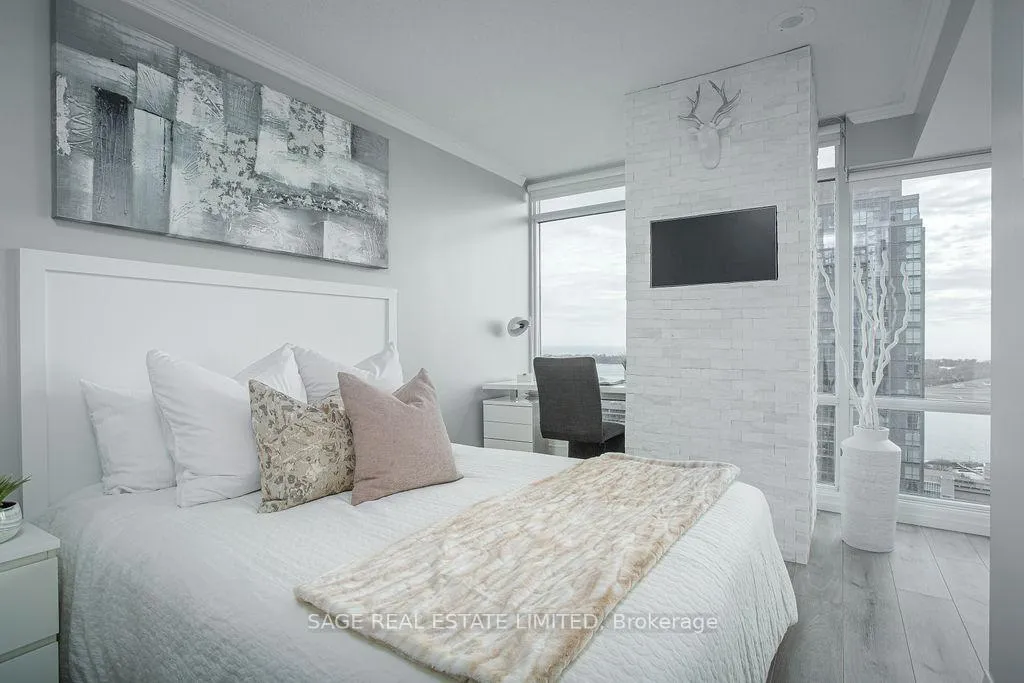 Photo 19 of Unit 3707, 25 Telegram Mews, Toronto, Waterfront Communities — HOMEH