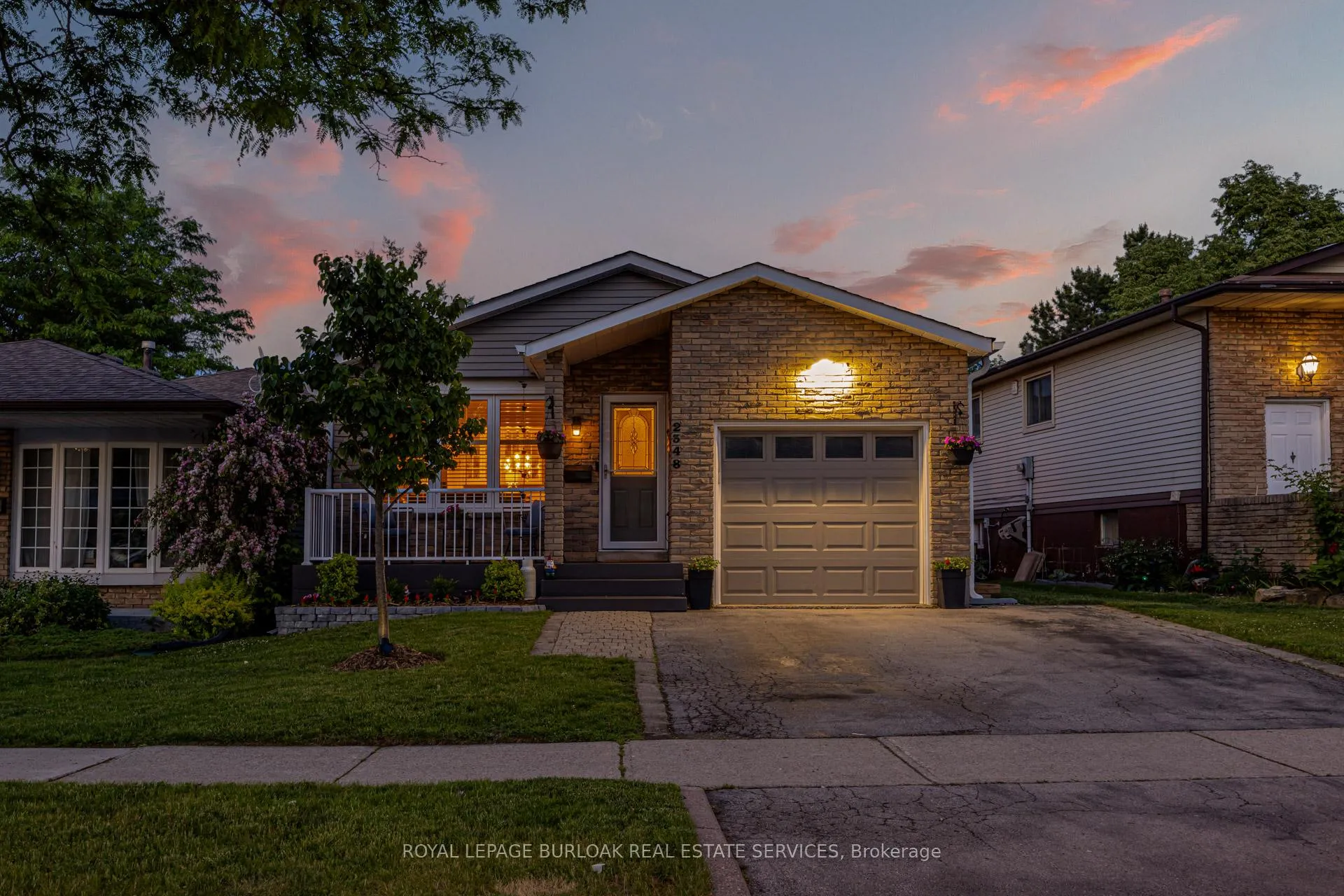 Photo 1 of 2348 Malcolm Crescent, Burlington, Brant Hills — HOMEH