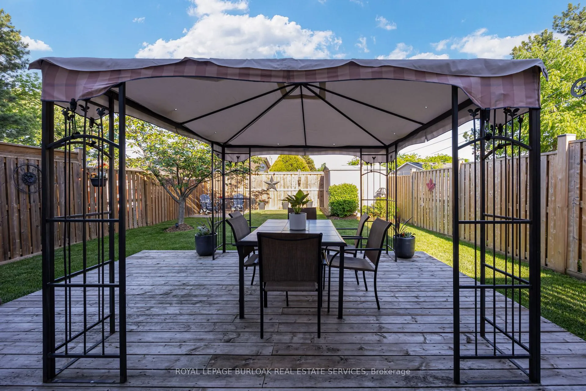 Photo 37 of 2348 Malcolm Crescent, Burlington, Brant Hills — HOMEH