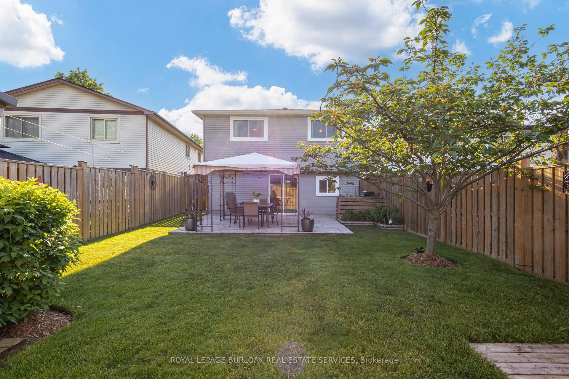 Photo 45 of 2348 Malcolm Crescent, Burlington, Brant Hills — HOMEH