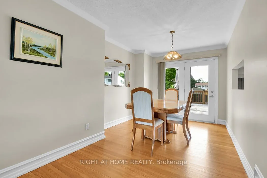 Photo 7 of 2159 Monson Crescent, Ottawa, Beacon Hill North — HOMEH