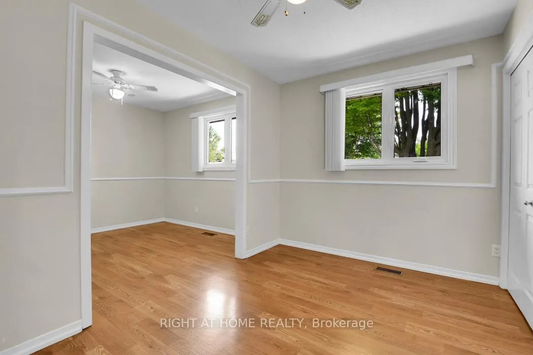 Photo 11 of 2159 Monson Crescent, Ottawa, Beacon Hill North — HOMEH