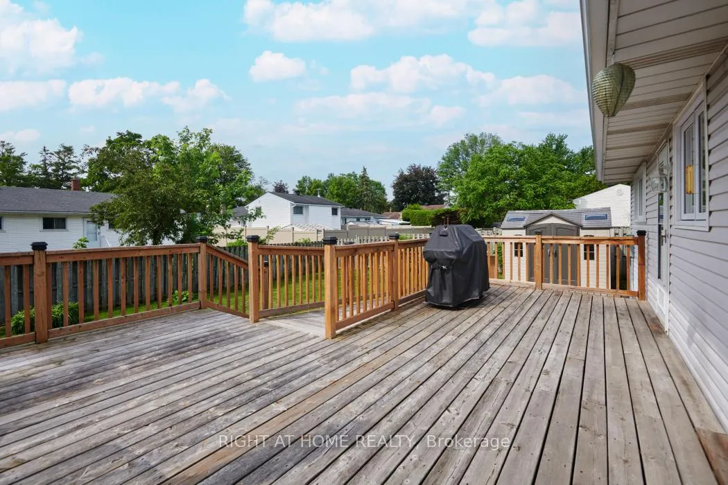 Photo 21 of 2159 Monson Crescent, Ottawa, Beacon Hill North — HOMEH
